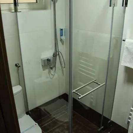 Bed & Breakfast Panuka 3*