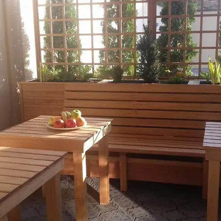 Bed & Breakfast Panuka 3*